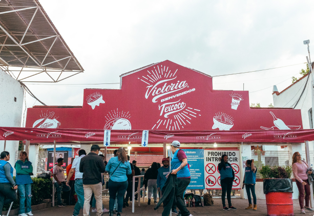 la diversión es inolvidable y Cerveza Victoria te acompaña en cada momento.